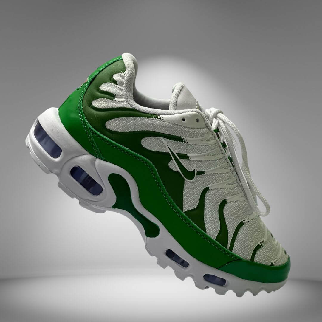 NIKE TN AIR MAX PLUS