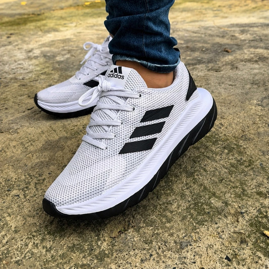 ADIDAS RUNNER