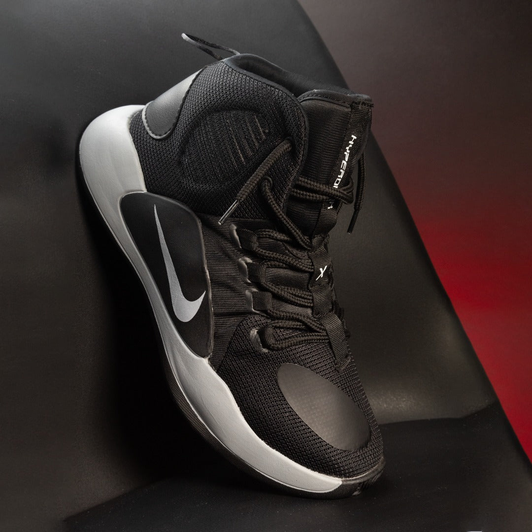 BOTA DEPORTIVA HYPERDUNK