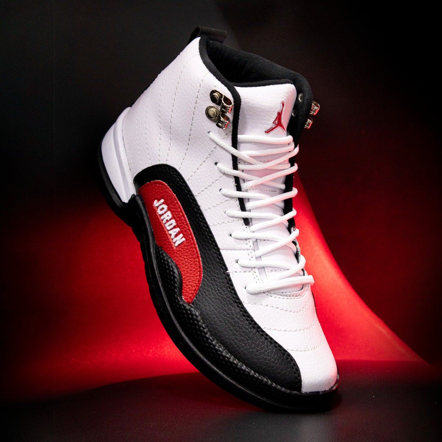 JORDAN RETRO 12